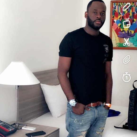 Meet your Posher, Bentley - Picture 1 of 1